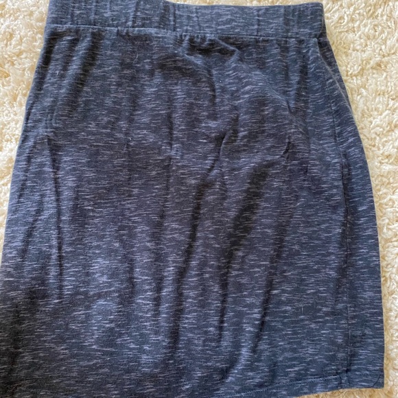 Pencil skirt - Picture 2 of 3